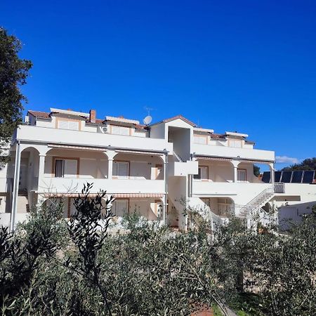 Apartments With A Parking Space Pakostane, Biograd - 22375 Bagian luar foto