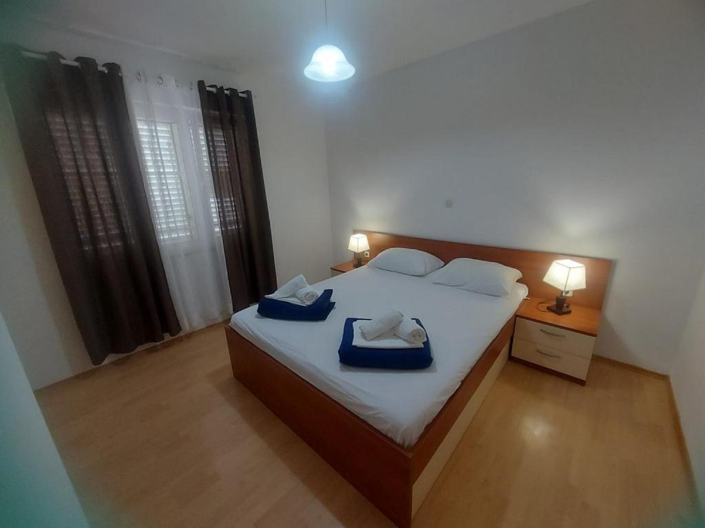 Apartments With A Parking Space Pakostane, Biograd - 22375 Bagian luar foto