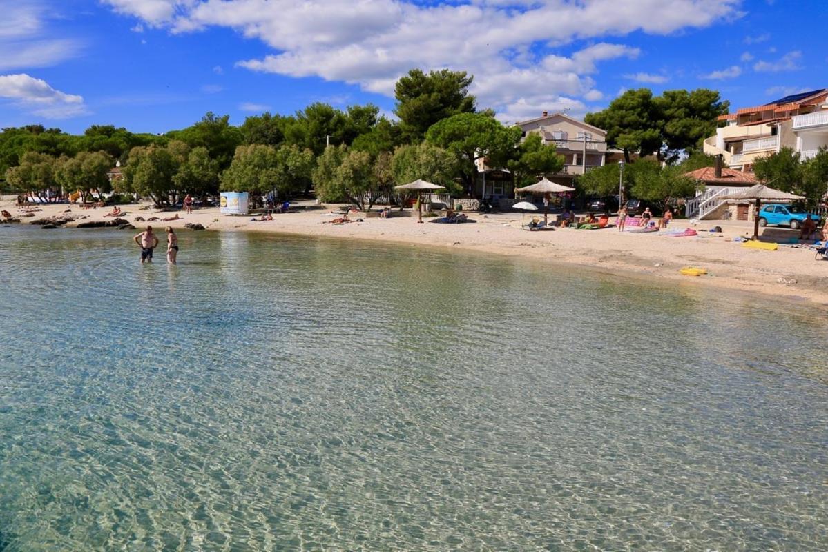 Apartments With A Parking Space Pakostane, Biograd - 22375 Bagian luar foto