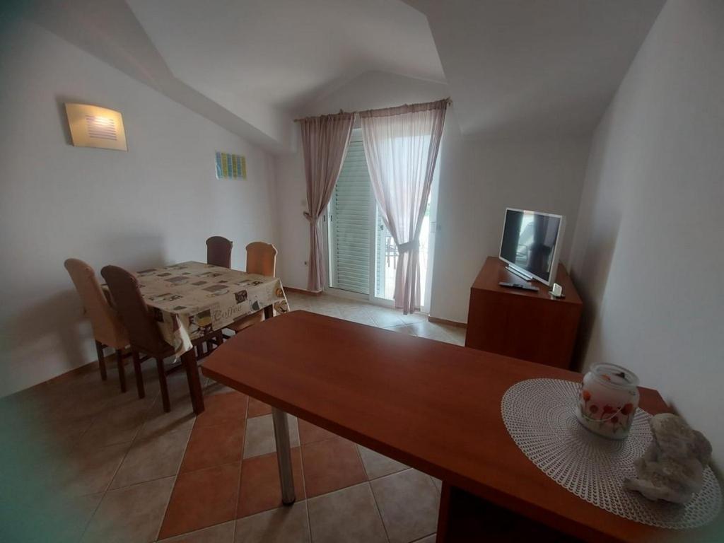 Apartments With A Parking Space Pakostane, Biograd - 22375 Bagian luar foto