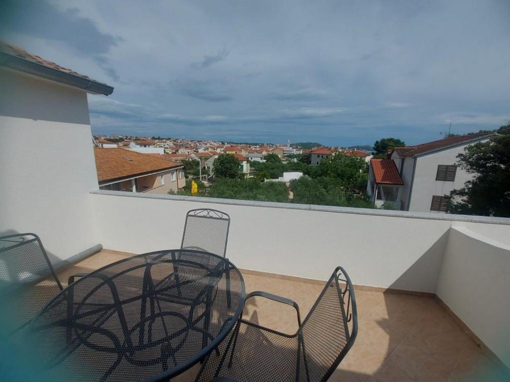 Apartments With A Parking Space Pakostane, Biograd - 22375 Bagian luar foto