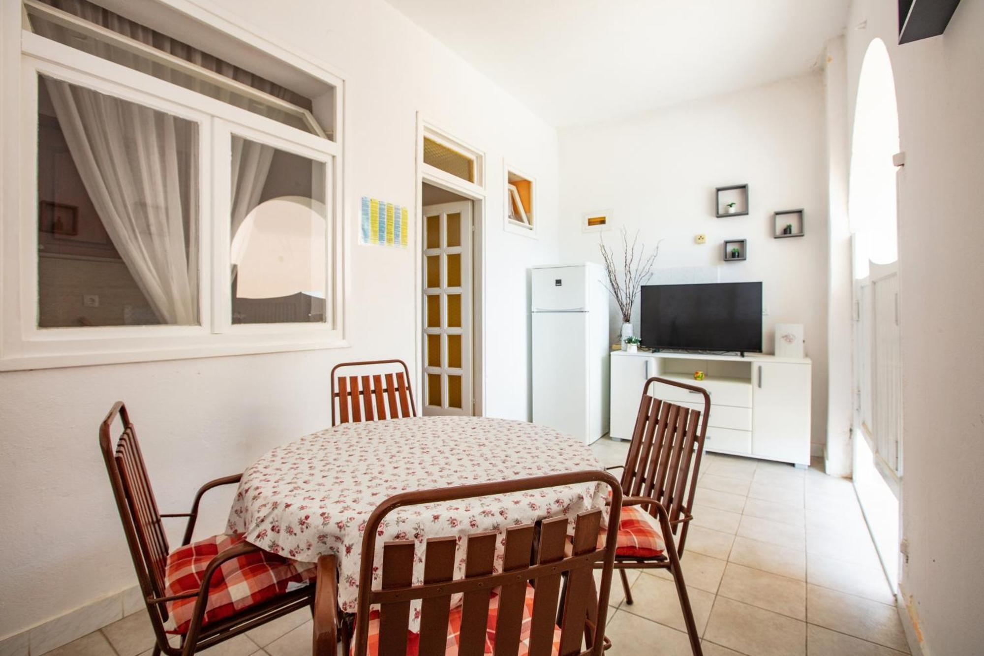 Apartments With A Parking Space Pakostane, Biograd - 22375 Bagian luar foto